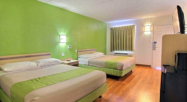 Люкс Motel 6 Austin, TX - Central Downtown UT