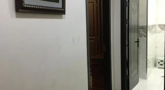 Apartment Gulia, Забронировать Апартаменты/квартира Отели Батуми с парковкой, рядом с Фонтан Нептуна, Парковка