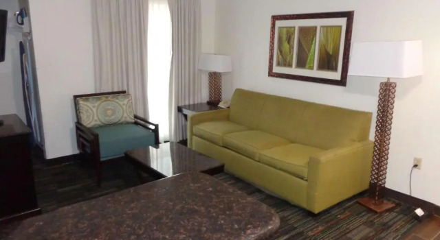 Четырёхместный люкс Montreal Suites Orlando