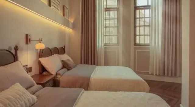 Suite 1 Schlafzimmer mit Blick FUMOM
