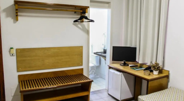Трёхместный номер Standard Abrolhos Praia Hotel