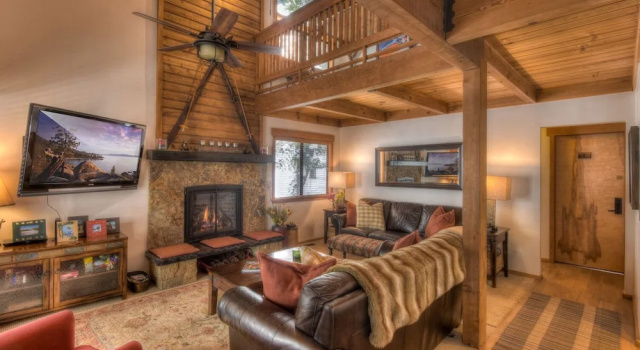Номер Standard Granlibakken Retreat Near Tahoe Beach!