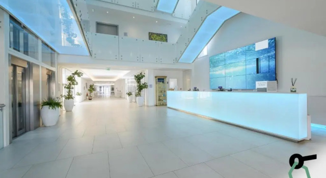 HOTIDAY Room Collection - Tirrenia, Book Hotel Hotels in Pisa with Parking, Parking