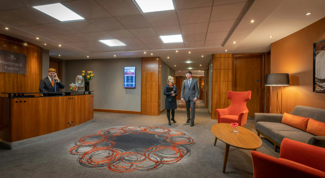 Clayton Hotel Belfast City, Забронировать Отель Бизнес-отели Белфаста, рядом с Oh Yeah Music Centre, 4* 5*