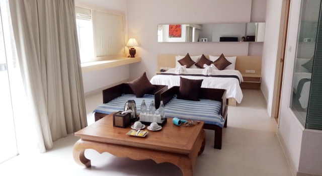 Люкс с балконом Khuang Singh Residence & Hotel Chiangmai
