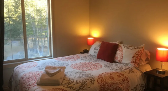 Radium Vacation Rental 3 Bedroom Townhome with Views, Забронировать Апартаменты/квартира Рейдиум-Хот-Спрингс Columbia Valley