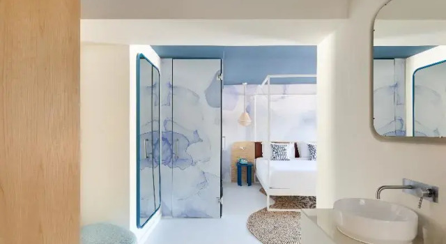 Люкс с балконом Hotel Indigo Albufeira by IHG