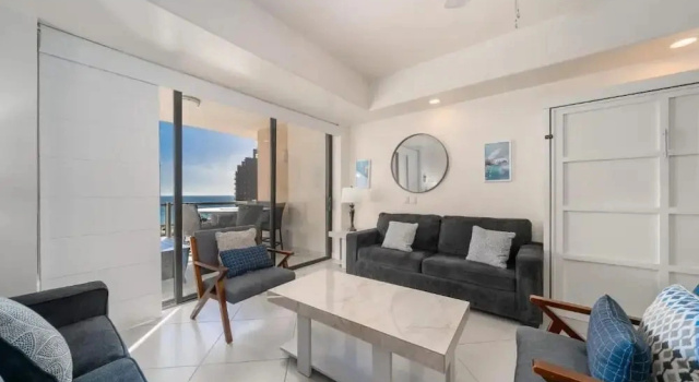 Апартаменты Las Palomas 1BR 1BA Luxury Ocean View