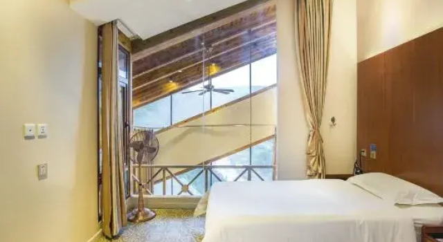 Люкс Deluxe Дуплекс с 3 комнатами Shangalila Luxury Hotel