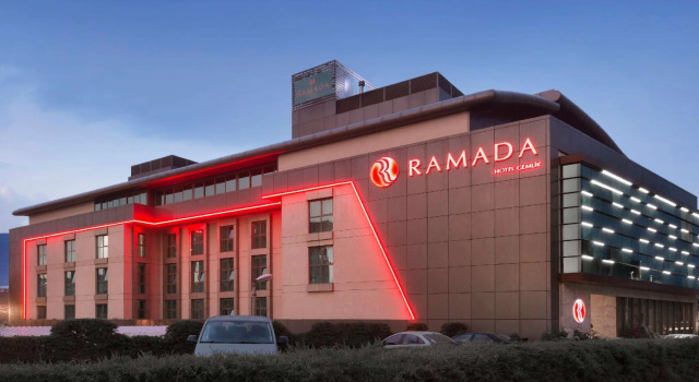 Standardowy dwuosobowy pokój Ramada by Wyndham Gemlik