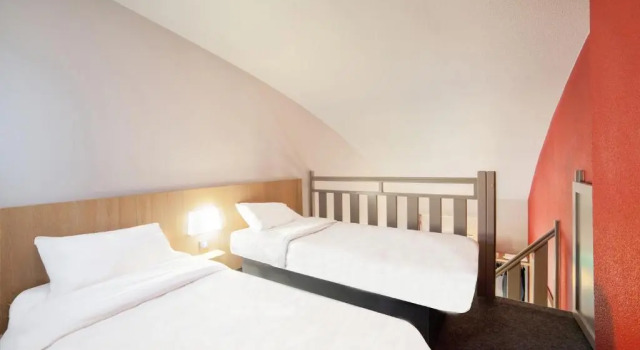 Четырёхместный номер B&B HOTEL Evry Lisses 2 - 3 étoiles