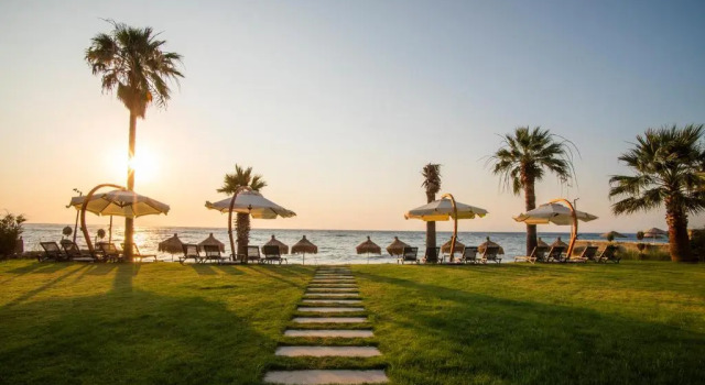 Номер Standard MAIA Luxury Beach Hotel & Spa
