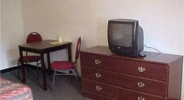 Home 1 Extended Stay Hotel - Stone Mountain, Book Hotel Hoteller i Stone Mountain med parkering, Parkering