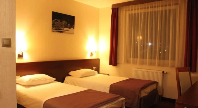 Standard Doppel Zimmer Hotel Arena Expo