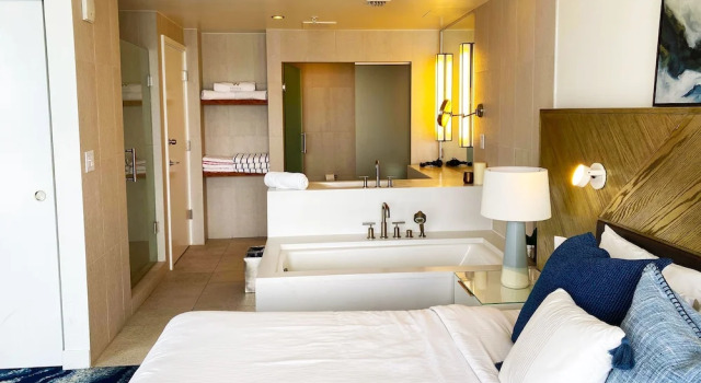 OneLuxStay at W Residences