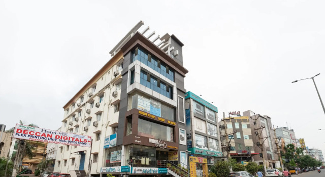 Capital O 45731 Hotel SeaTree