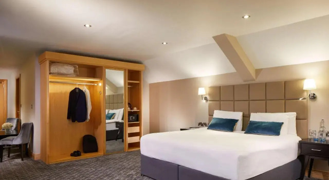 Radisson Sas, Забронировать Отель Отели Уэстмит 4 звезды, 4*