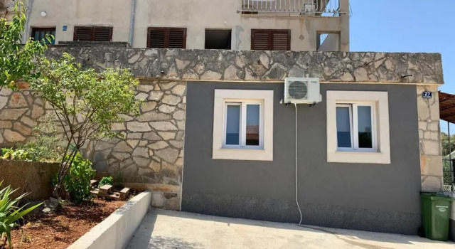 Apartments with a parking space Supetar, Brac - 19013, Prenota Appartamento San Pietro di Brazza 