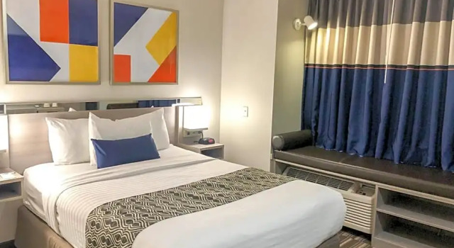 Шестиместный люкс Microtel Inn & Suites by Wyndham Eagan/St Paul