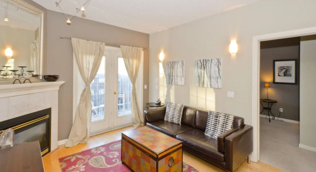 Corporate Suites of Calgary - Conservatory, Rezervasyon Otel Beltline 