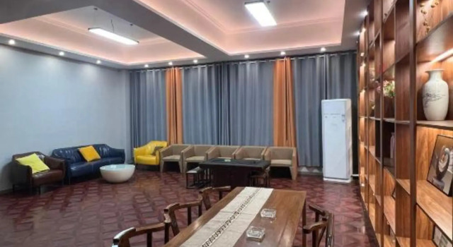 Iu Hotel Zhengzhou Science Avenue Zhengzhou University, Rezervovat Hotel Čeng-čou Henan