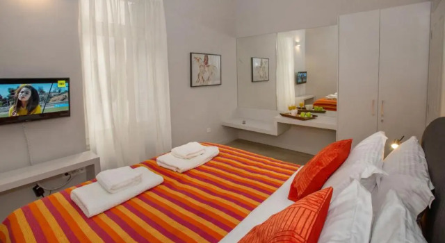 Апартаменты c 1 комнатой Magnificent neoclassical apt in Syntagma-Plaka by GHH