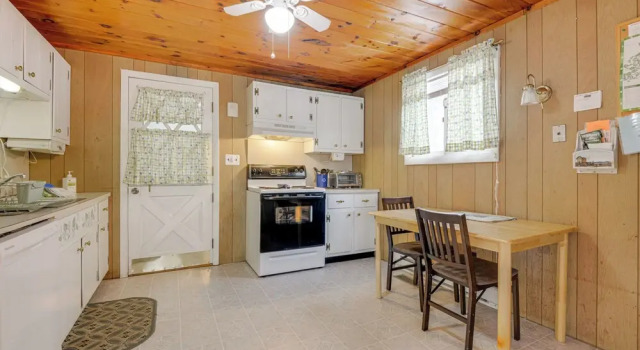 Коттедж Near Hiking & Skiing: Home in Wilmington!
