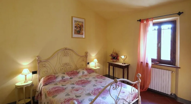 We Tuscany - Wine Tasting Country Cottage, Забронировать Дом для отпуска Коттеджи Сан-Джиминьяно, Коттедж