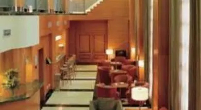 Chaopraya Park Resort, Забронировать Курортный отель Курортные отели Паттайя, рядом с Железнодорожный вокзал Паттайя, Курортный отель