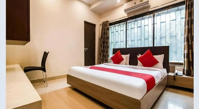 Shri Maharaj Executive Hotel, Varaa Hotelli Hotellit Malvan aamiaisella, Aamiainen