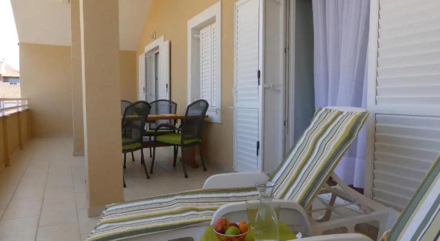 Апартаменты с 2 комнатами с видом на море Apartments Toni, Borik