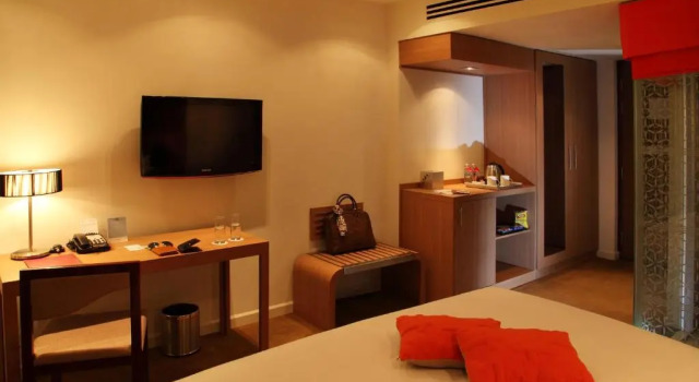 Двухместный номер Standard Mercure Hanoi La Gare Hotel