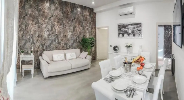 New Moon Luxury Apartment, Prenota Appartamento Hotel a Lazio con parcheggio, Parcheggio