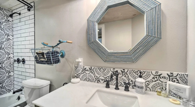 Коттедж Stunning Blanco Home w/ Direct River Access!