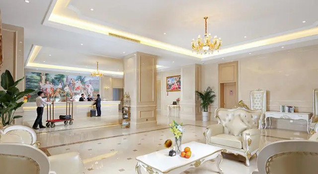 Vienna Hotel Yunnan Baoshan Yongchang Road Airport, Buchen Sie Hotel Baoshan Yunnan