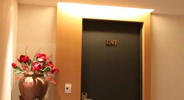 Номер Deluxe Asia Emperor Hotel