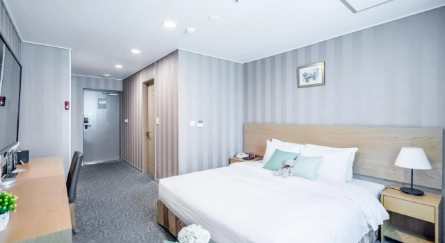 Двухместный номер Superior Hotel Atrium Jongno