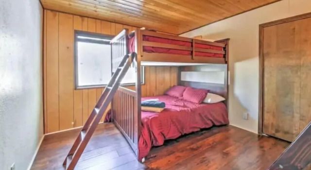 Edgars Hideaway