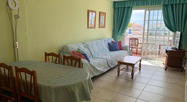 Apartamentos Los Delfines, Book Apartment Hotels in Tenerife with Parking, Parking