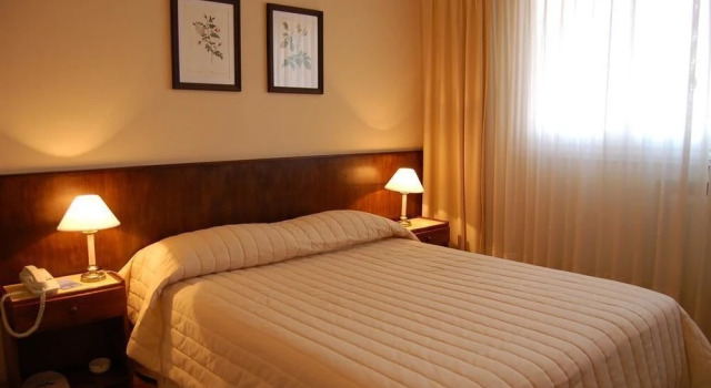 Torres de Manantiales Apart Hotel, Забронировать Апарт-отель Мар-дель-Плата Буэнос-Айрес, рядом с Playa Chica