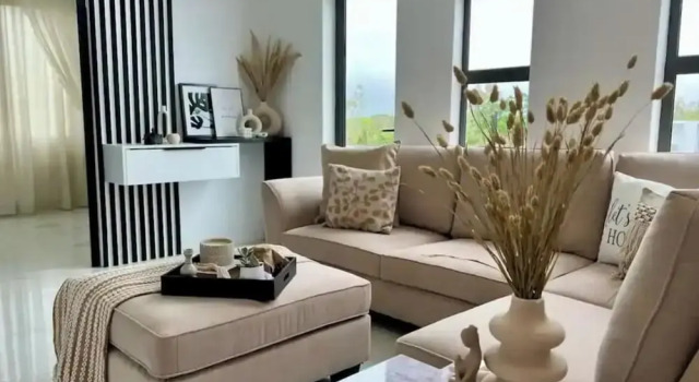 Apt - Sleeps 4 - Balcony - Pool - Parking