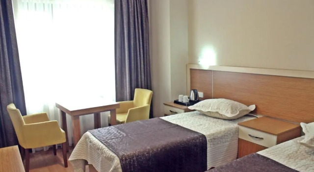 EMSA Palace Hotel, Varaa Hotelli Hotellit Marmara-alue pysäköinnillä, Pysäköinti