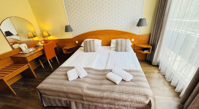 Двухместный номер Deluxe с балконом Hotel Orion