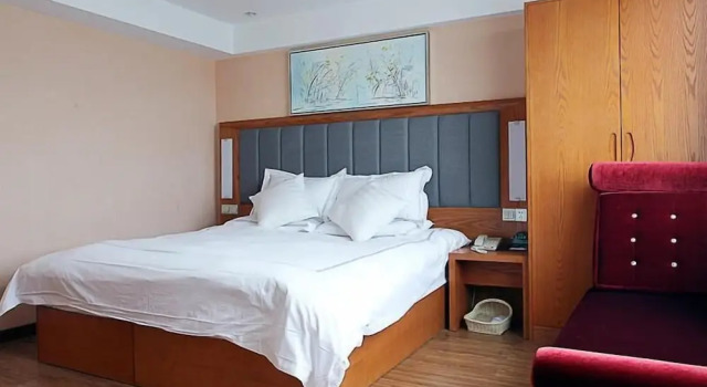 Двухместный номер Standard GreenTree Inn Taizhou Gaogang District Gov. Business Hotel
