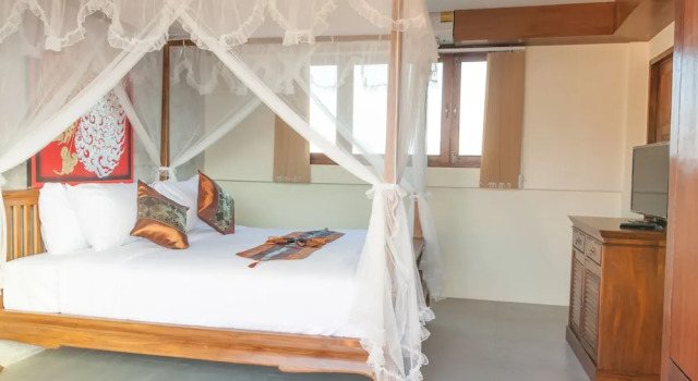 July Garden Inn, Забронировать Отель Отели Чиангмай 3 звезды, рядом с TCDC Chiang Mai, 3*