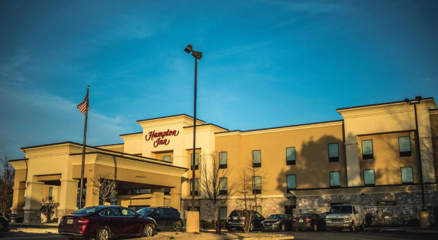Четырёхместный номер Standard Hampton Inn - Monticello