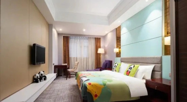 Четырёхместный семейный люкс Hakka Tulou Prince Hotel Longyan
