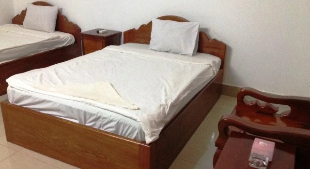 Ratanak Phnom Svay Hotel