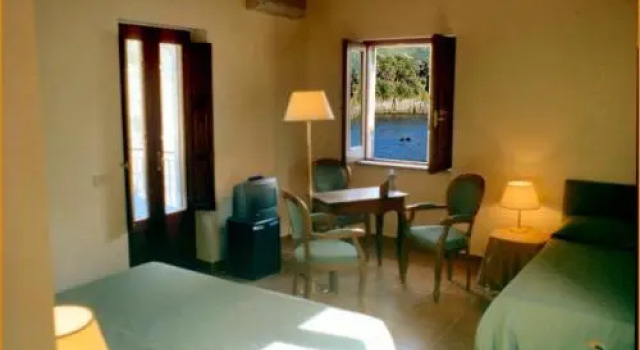 illicini stabilimento balneare e albergo, Book Hotel Hotels in Maratea with Parking, Parking