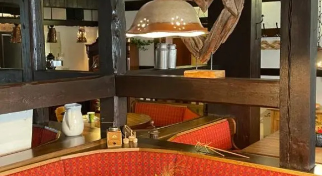 Deutsche Eiche, Boek Hotel Hotels in Dassel met parkeren, Parkeren